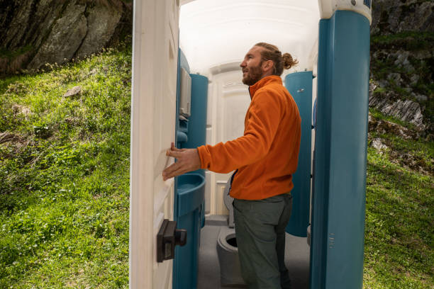 Portable bathroom rental in Walbridge, OH